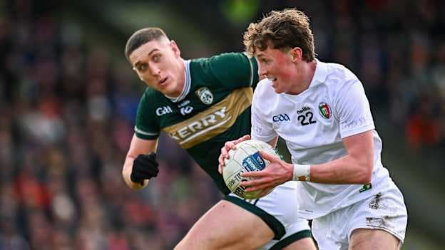 Kobe McDonald, Mayo, and Joe O'Connor, Kerry, in Allianz Football League action. Photo by Piaras Ó Mídheach/Sportsfile