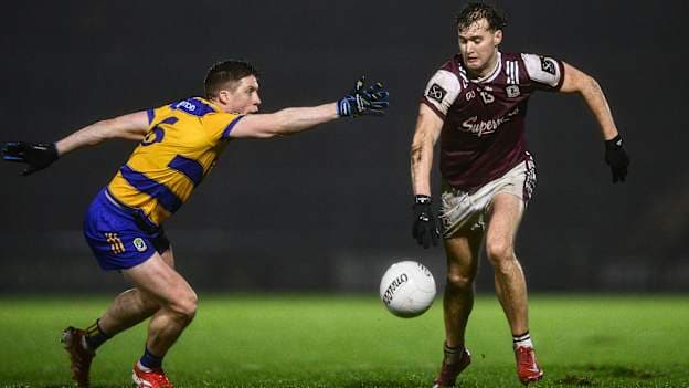 Rob Finnerty, Galway, and Ronan Daly, Roscommon, in Allianz Football League action. Photo by Ben McShane/Sportsfile